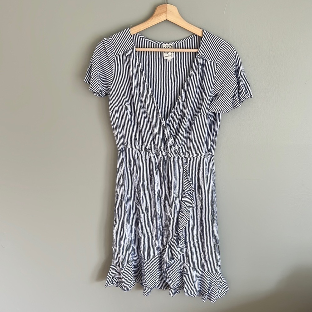 Naïf Women’s Summer Wrap Dress - Large